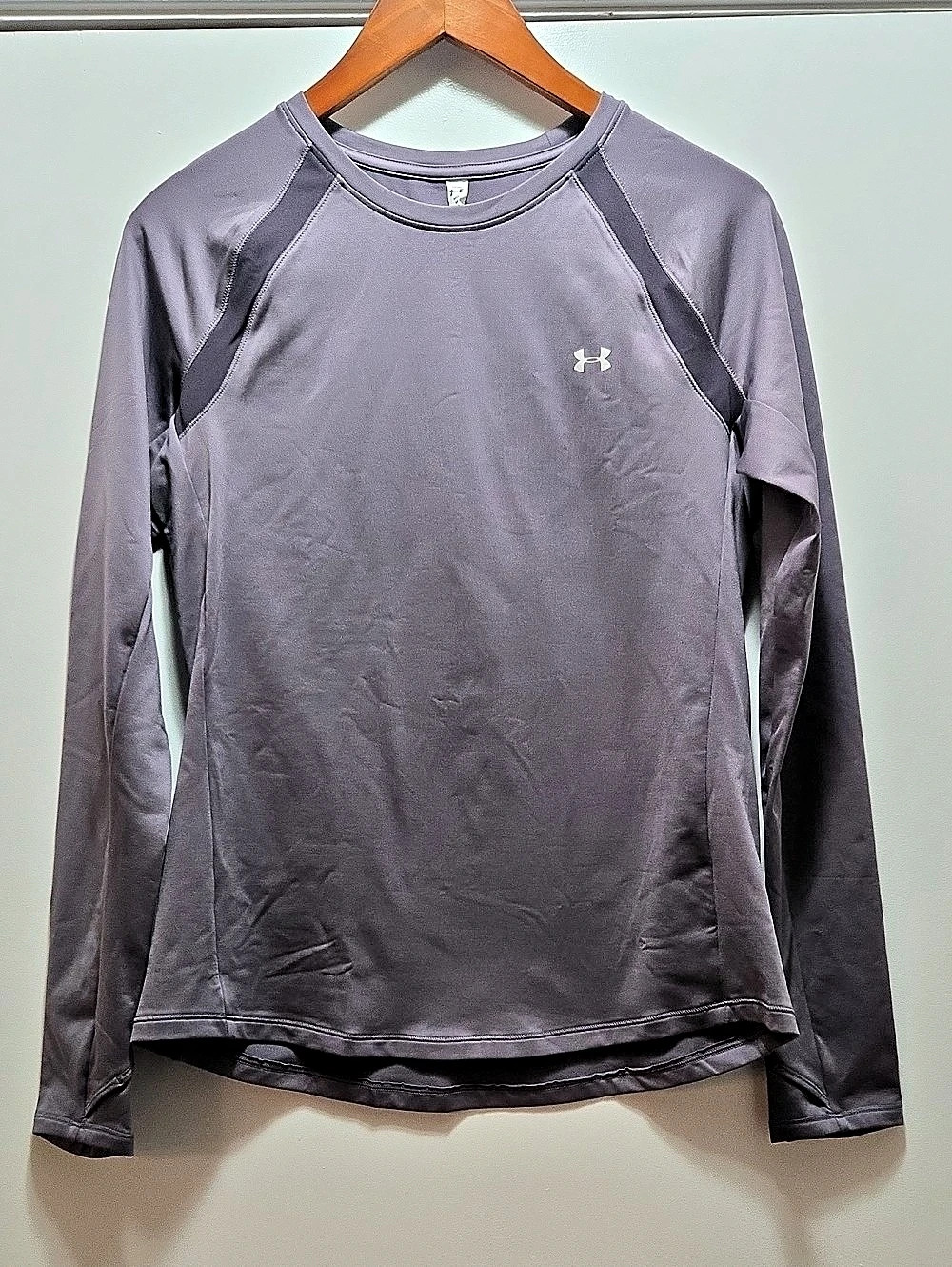 Under Armour ColdGear Fitted Long Sleeve Athletic Top Purple Medium
